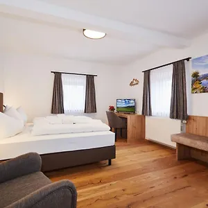 3* Hotel Ulrichshoegl