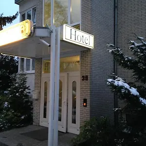 Hotel Azur **